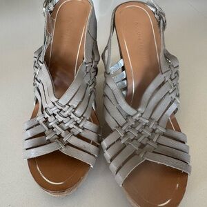 Banana Republic Women's Gray Woven Sandals Size 7